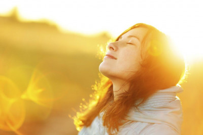 Berapa Banyak Sinar Matahari yang Dibutuhkan untuk Mencukupi Vitamin D?